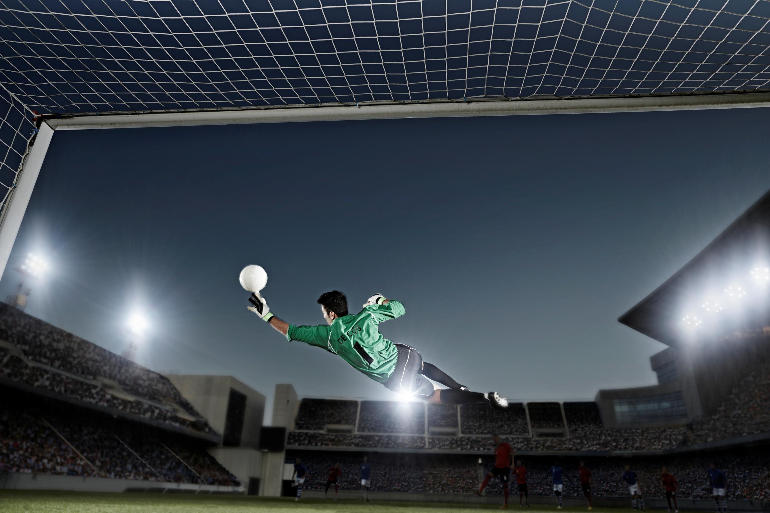 Charly Arnolt: The Dynamic Force That'S Redefining Sports Broadcasting! - zk4za43