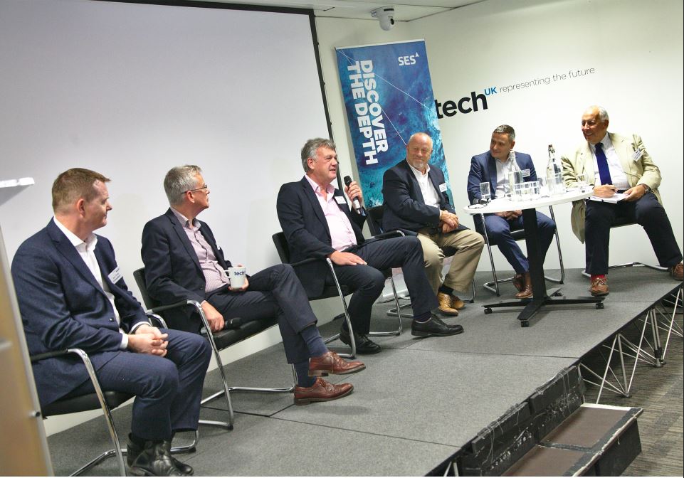 Panel The 4K Technologists