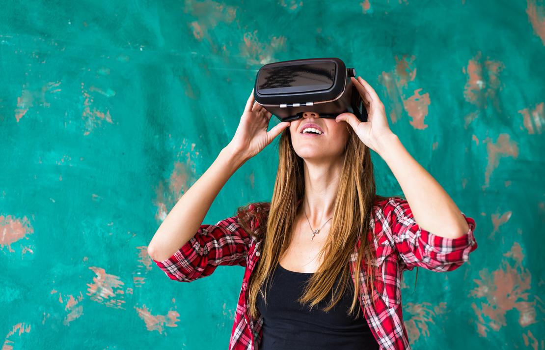 VR