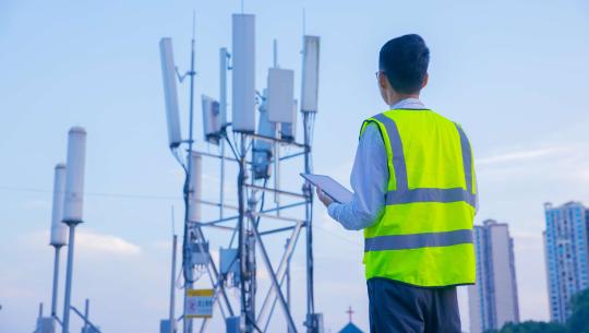 Engineer at 5G tower