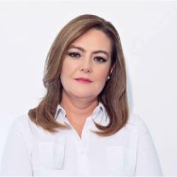 Lourdes Cuesta, CEO of CNT Ecuador