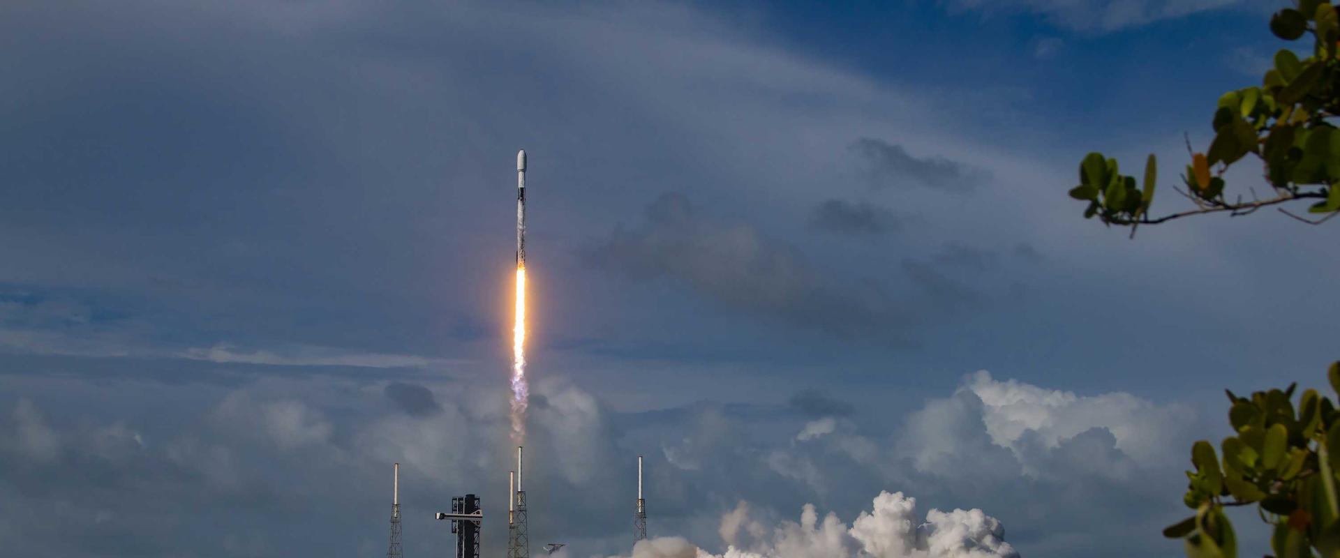 SES-24_Astra1P_outsidewater_IMG_9598