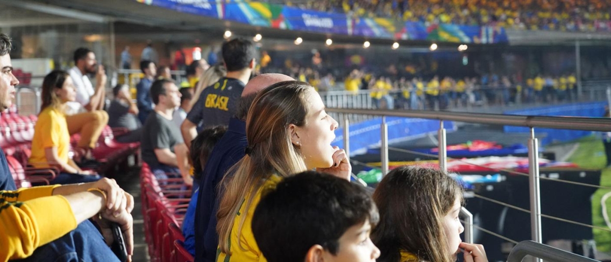 Image of spectators in a sports stadium.