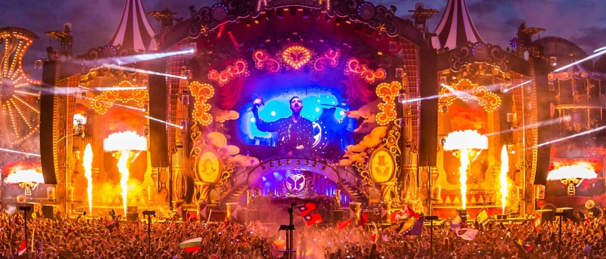 Image of a brightly lit Tomorrowland stage.