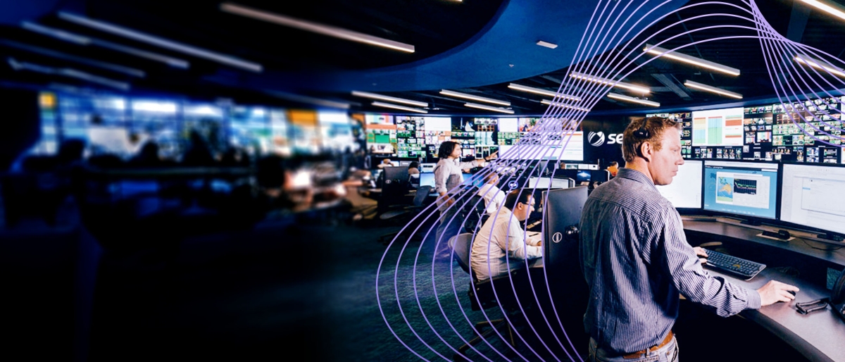 Satellite flight operations center