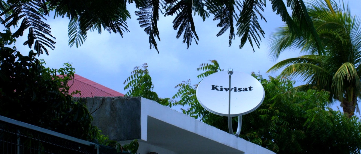 Kiwisat antenna mounted on a building