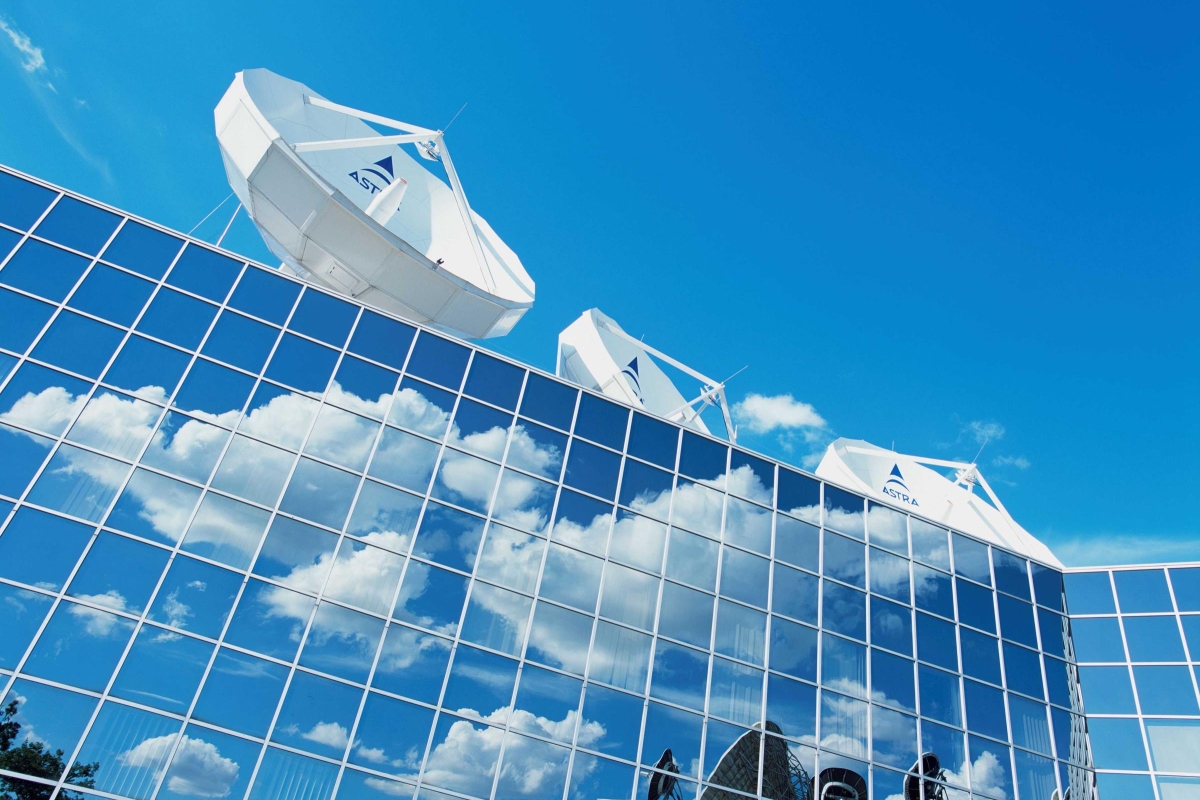 Antenna on top of building