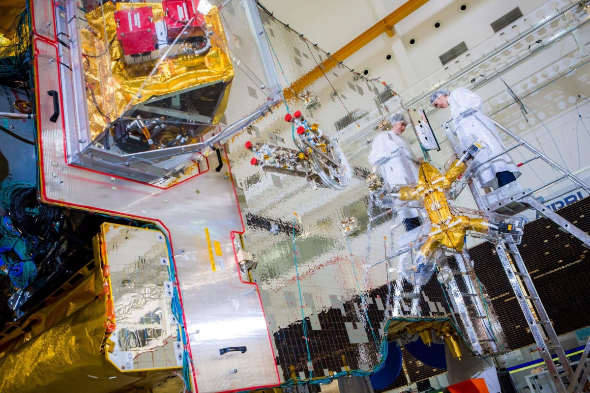 lateral view of reflective surface of satellite bus 