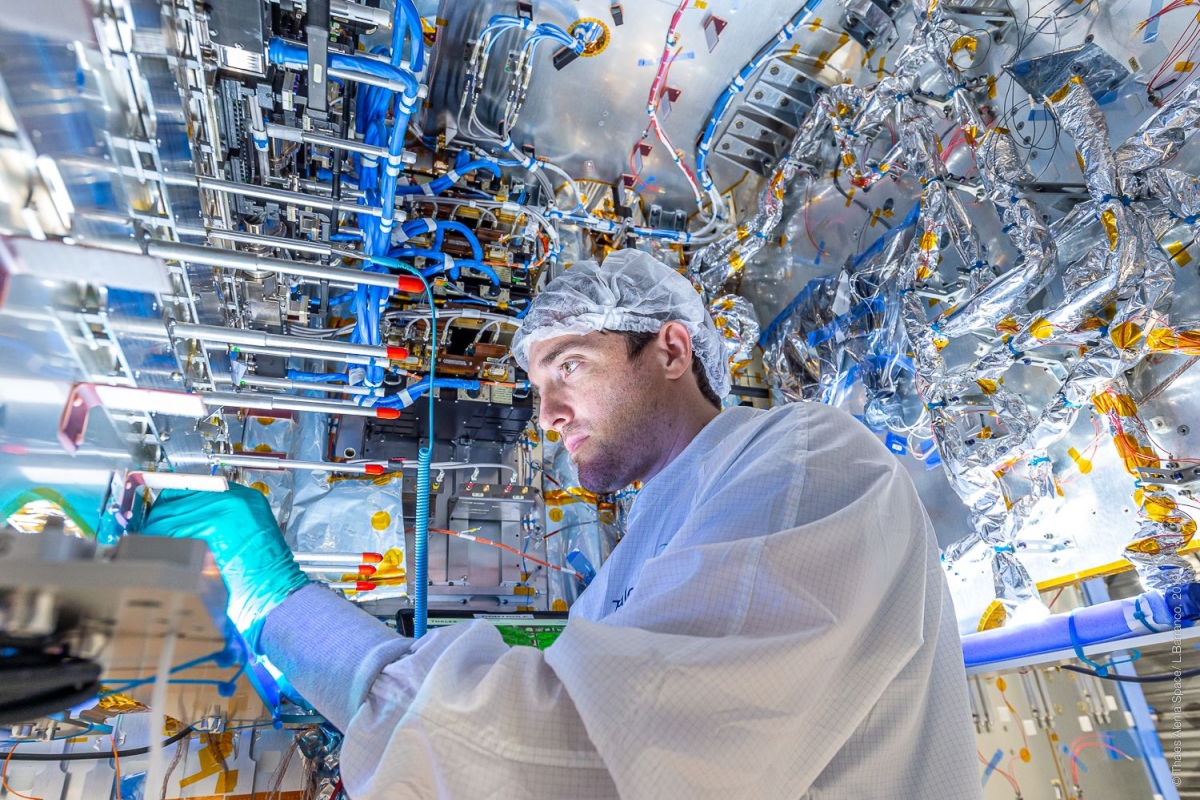 Thales facility - person operating SES-17 payloads