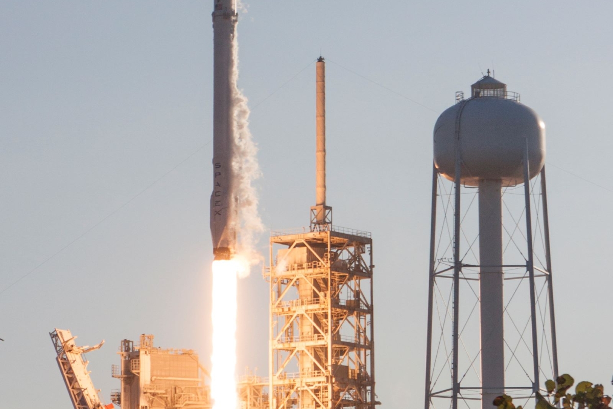 lift-off Falcon 9 rocket with SES-10