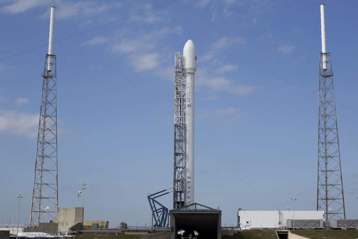 Falcon 9 ready for launch