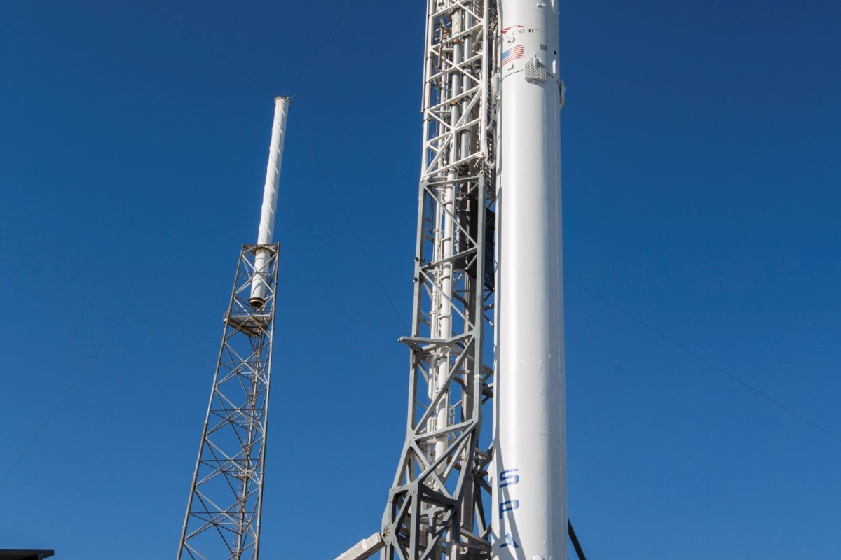 Falcon 9 ready for launch