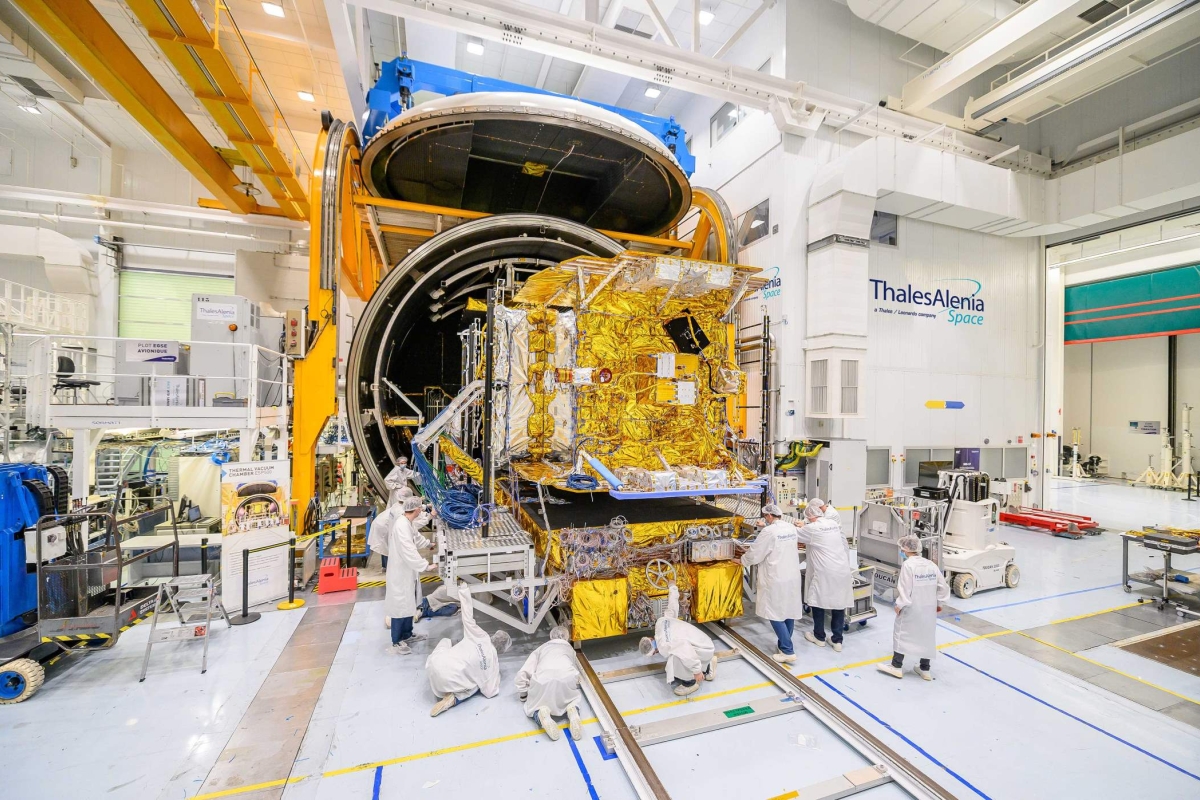 people in Thales facility - test satellite thermal vacuum entry