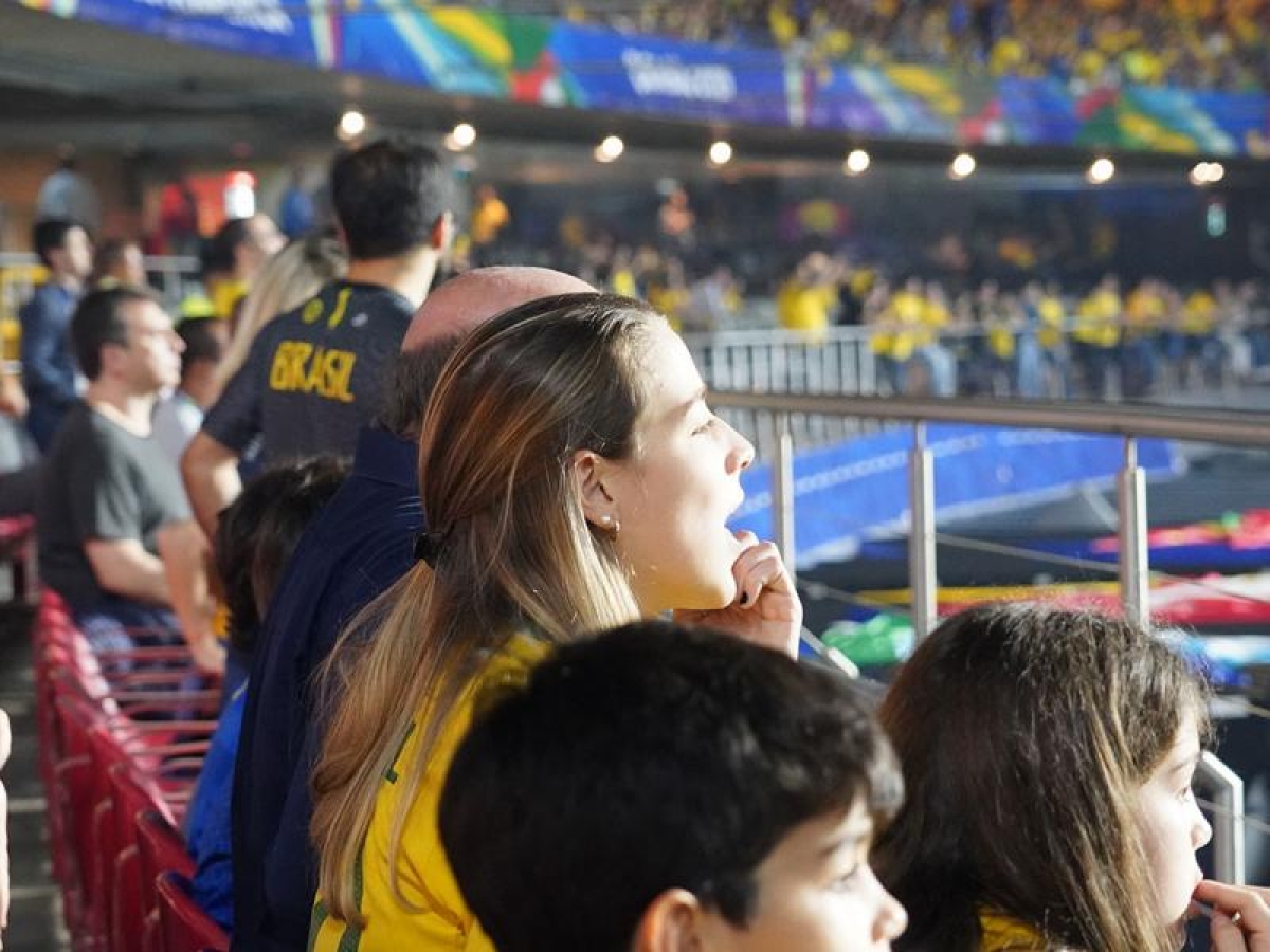Image of spectators in a sports stadium.