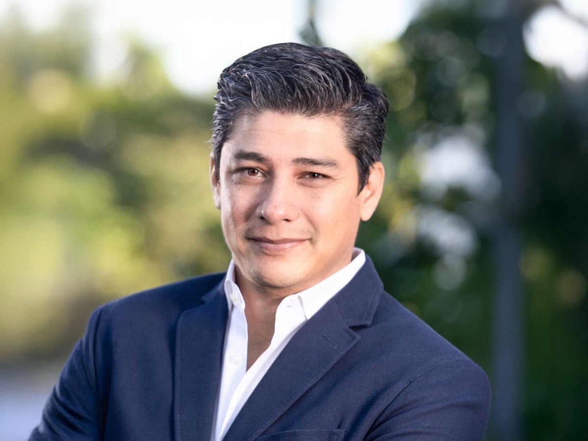 Portrait image of Carlos Chang