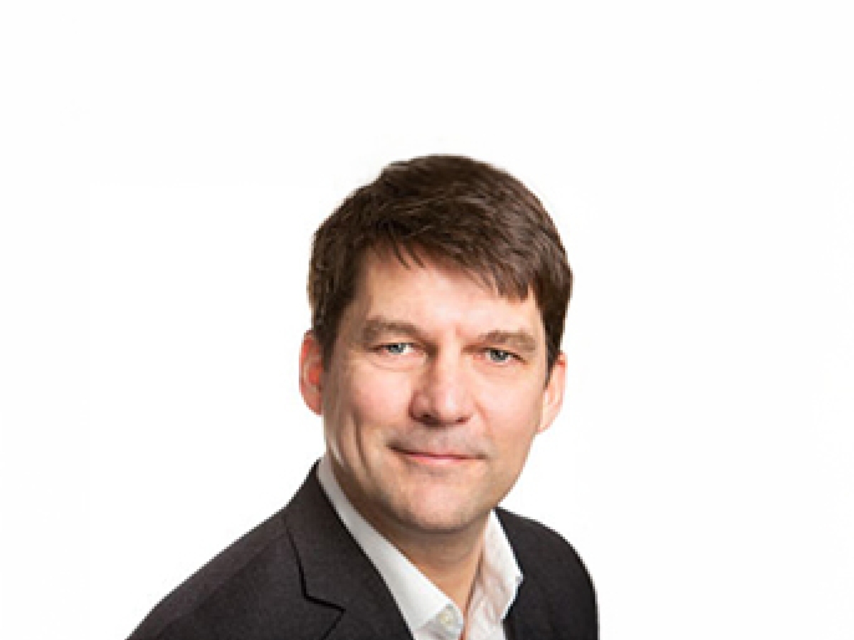 Portrait image of Stewart Sanders