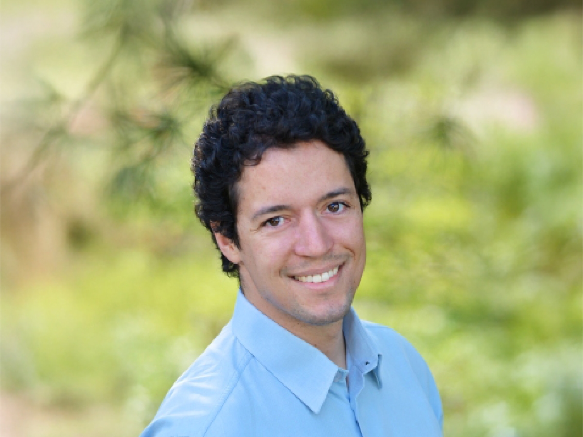 Portrait image of Thyago Consort